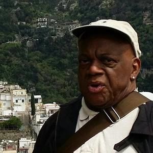 Meet your Posher, Larry